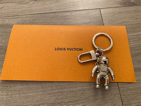 lv spaceman keychain